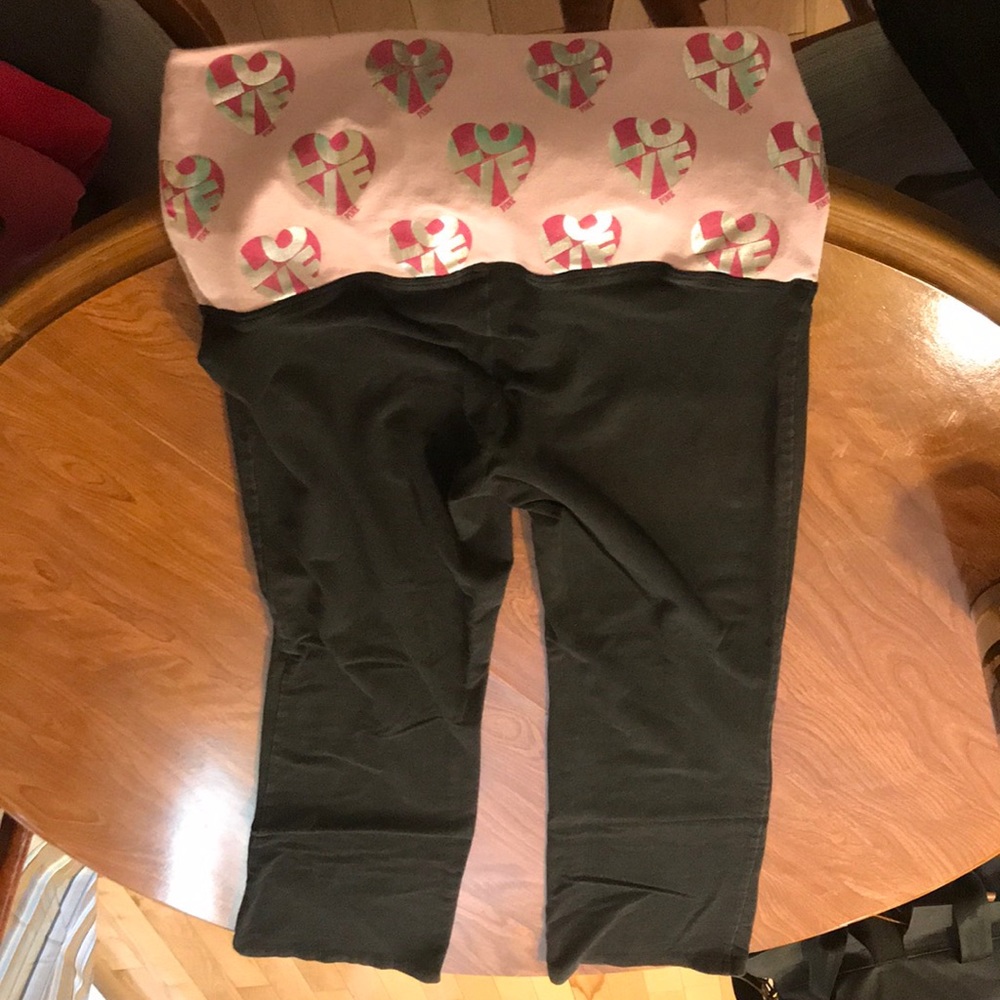 Victoria’s Secret yoga pants